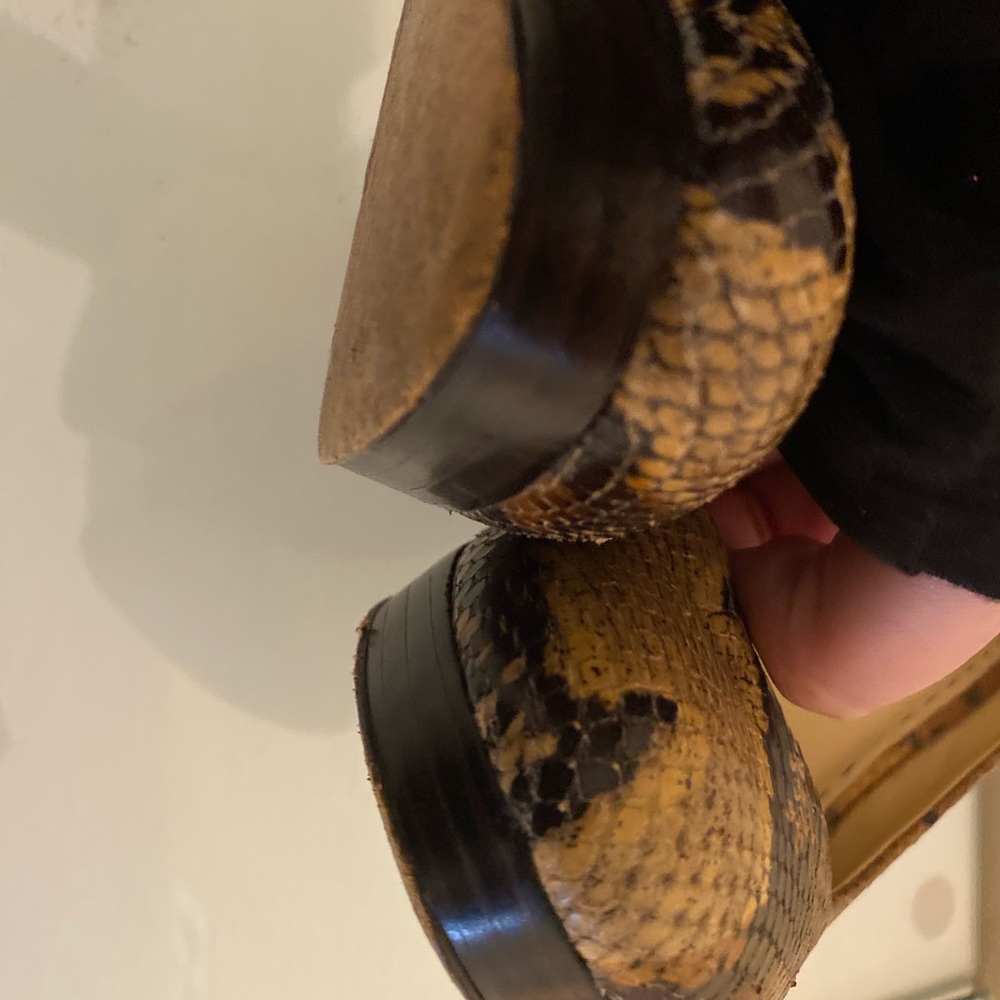 Coach Women’s Python Pump - image 5